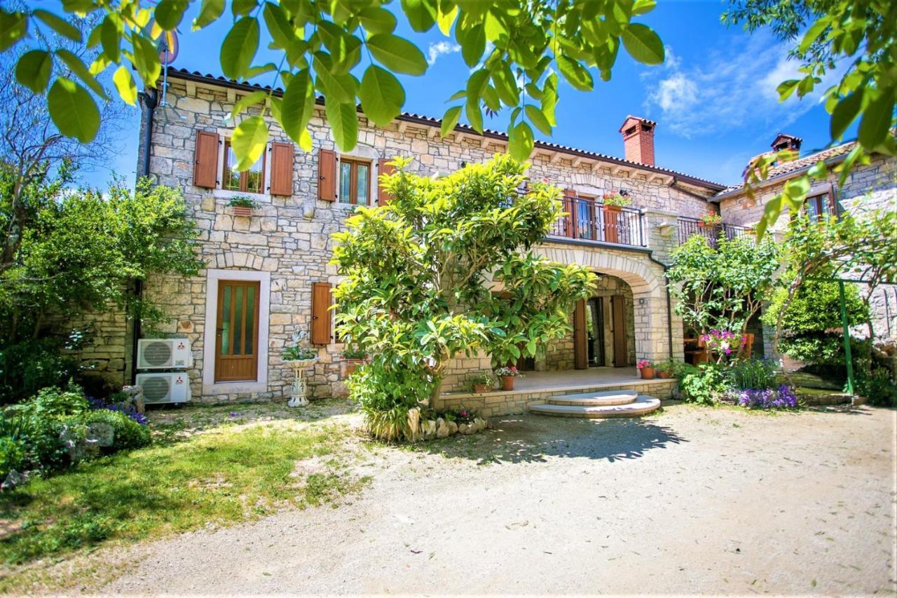 Holiday Home Mendula Tinjan Exterior foto